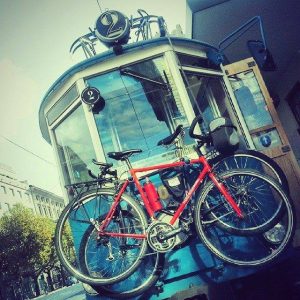 Tram di Opcina con bici 